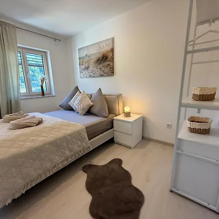 アパート Donau-loft Private Parking Near And Highway *