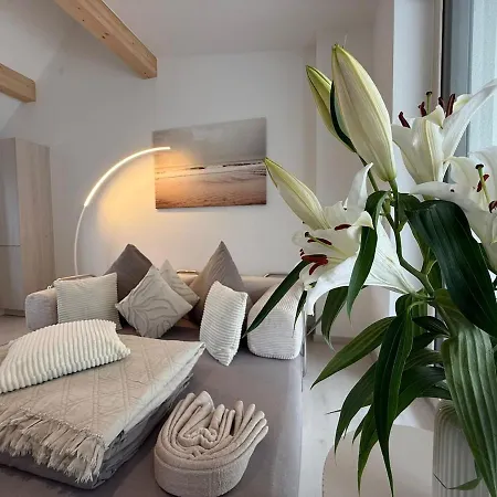 Apartament Donau-loft Private Parking Near And Highway *